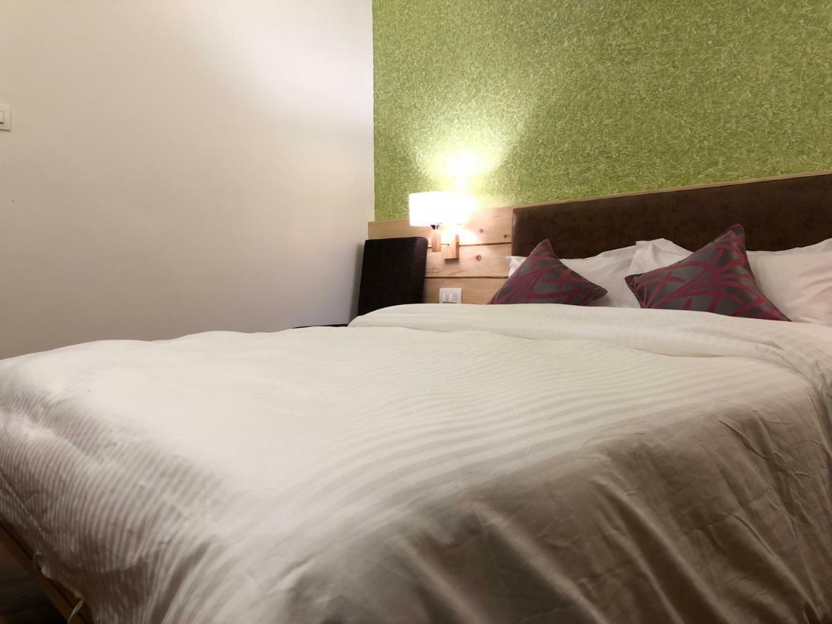 Fresco Retreat Bed & Breakfast Jawlakhel Exterior photo